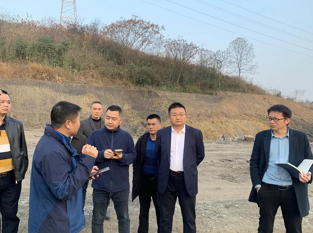 吴名蒙现场调度邵阳市经开区重点项目建设情况(图1)