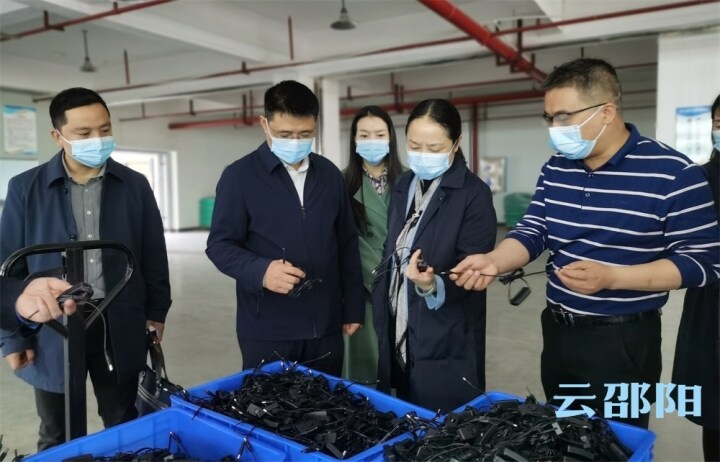 于金旺仇珂静调研数字经济产业链企业(图1)