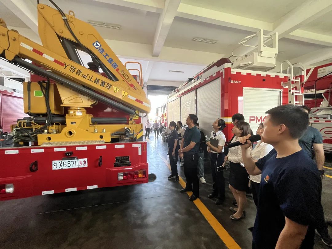 邵阳经开区开展汽车行业消防安全管理人约谈和消防安全培训(图2)