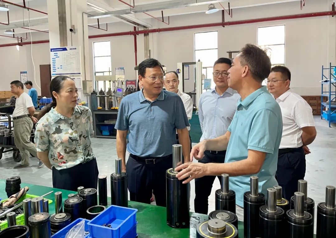 华学健到邵阳经济技术开发区调研重点项目和企业发展情况(图4)