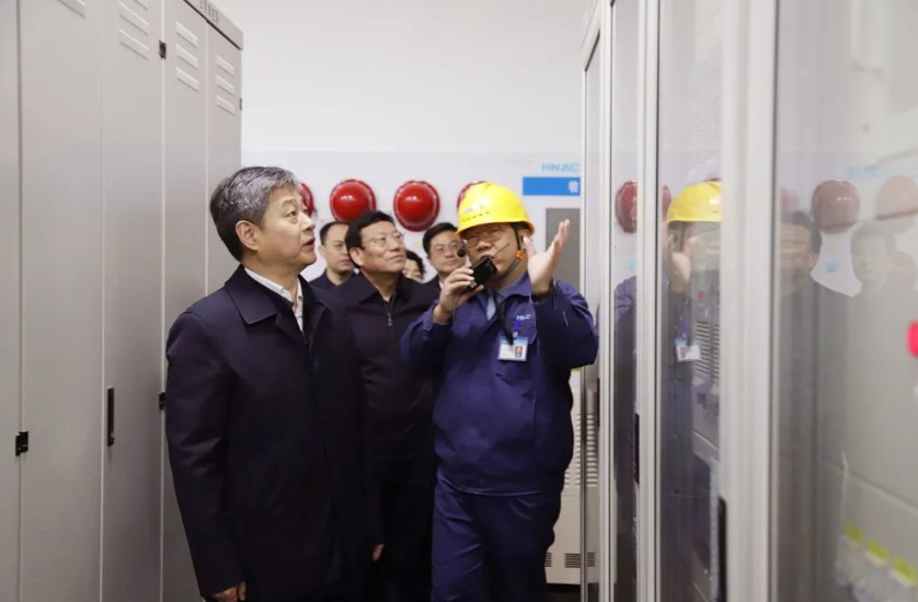 邵阳市产业高质量发展、“五好”邵阳经开区、优化营商环境暨重点项目建设大比拼现场推进会召开(图3)