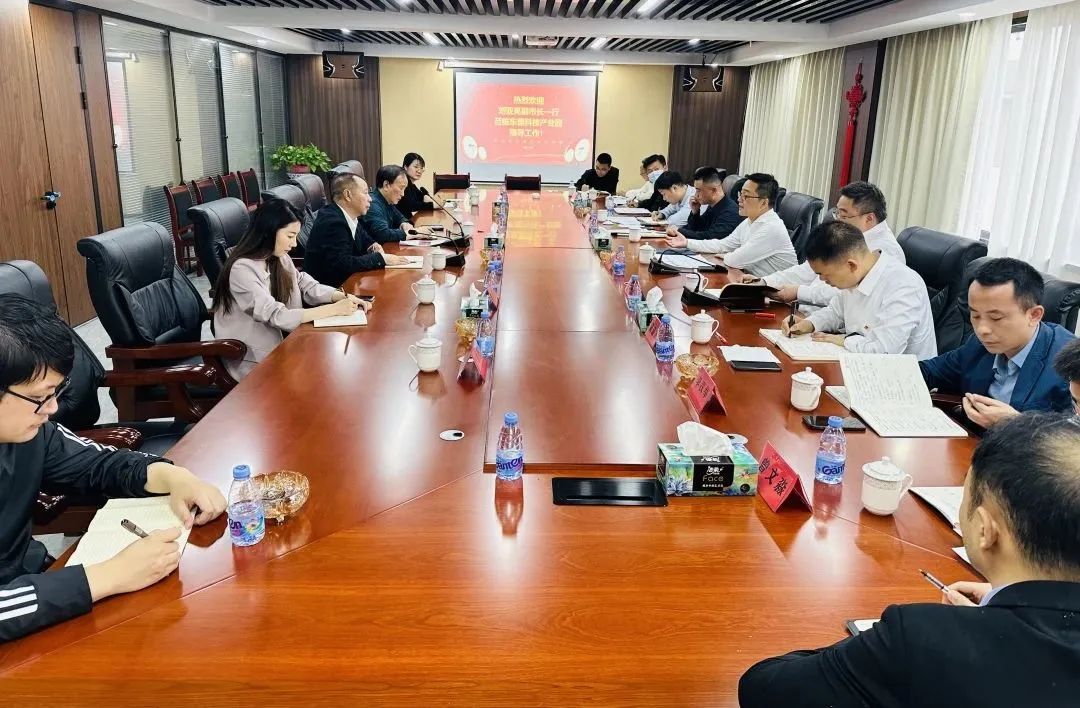 刘亚亮到东盟科技产业园调研(图1)